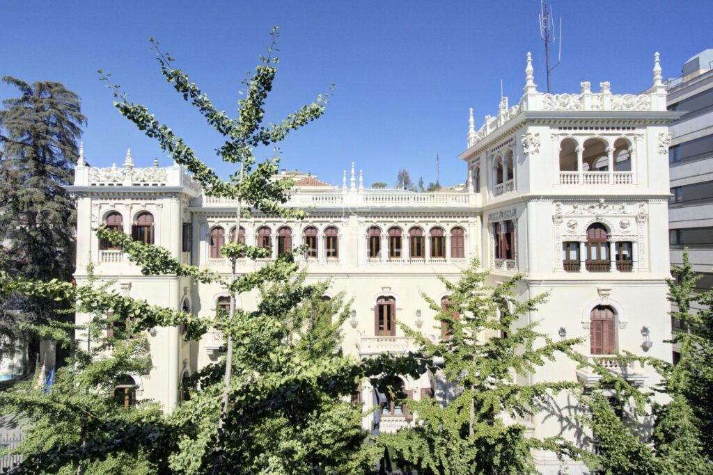 Penthouse - Granada - Gran via