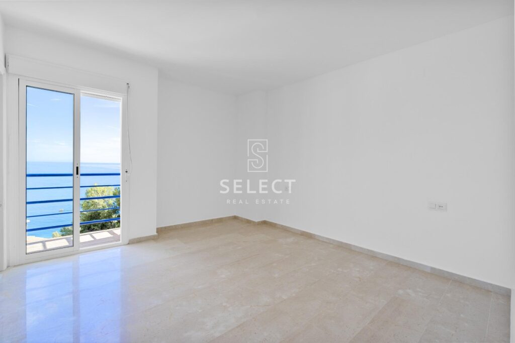 IS794 – Terraced house – La Herradura – Marina del este