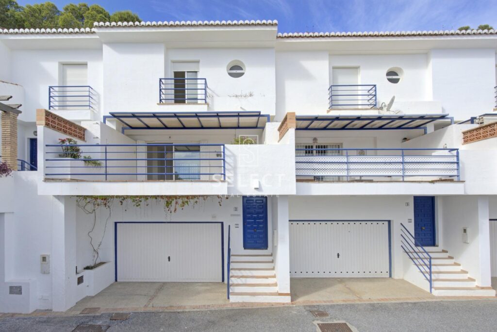 IS794 – Terraced house – La Herradura – Marina del este