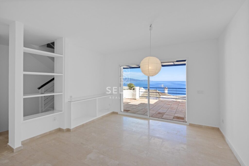 IS794 – Terraced house – La Herradura – Marina del este