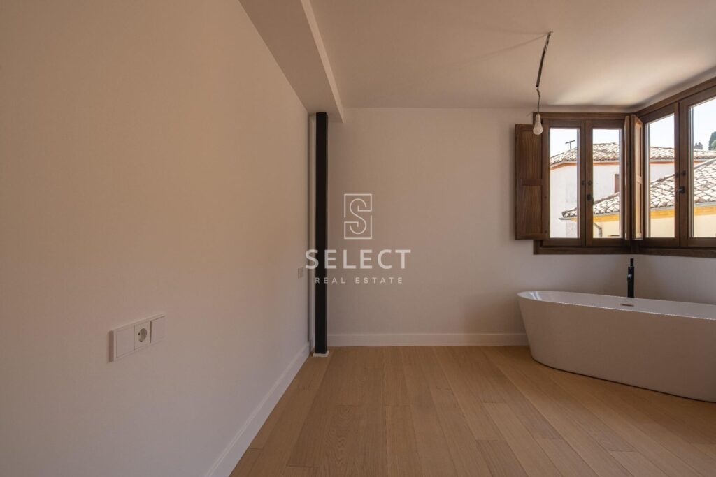 IS775C – Apartment – Granada – Albaicín