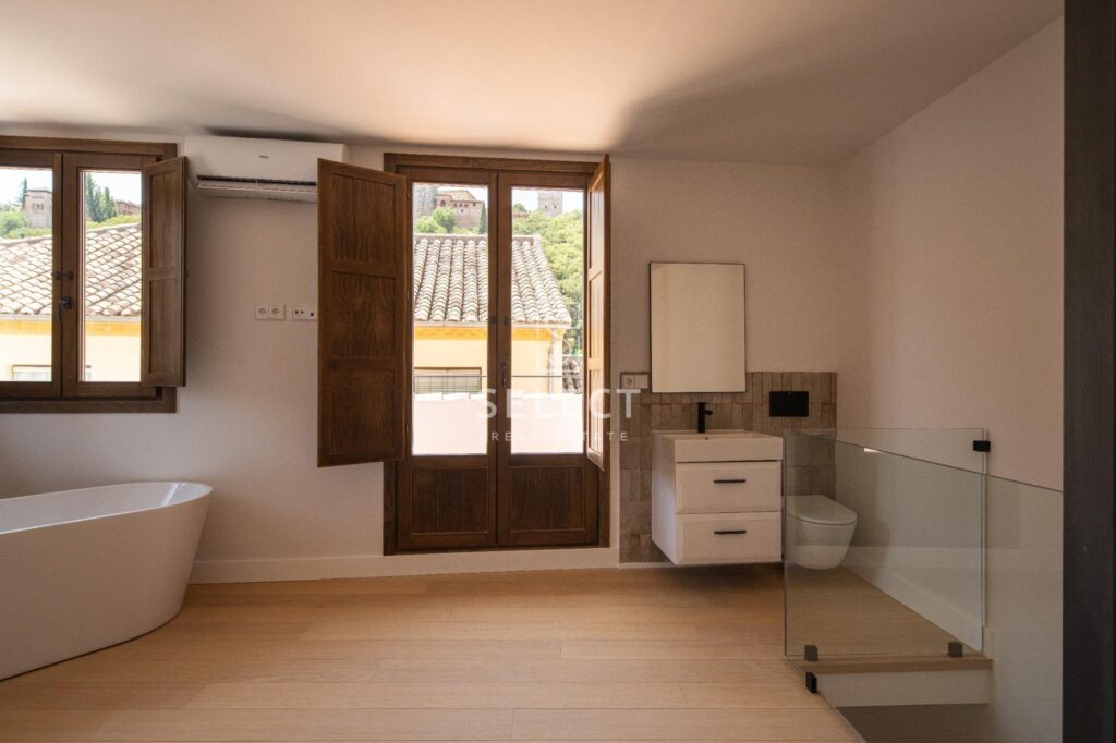 IS775C – Apartment – Granada – Albaicín