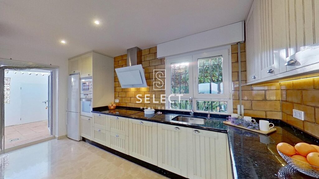 Villa - La Herradura - Punta La Mona