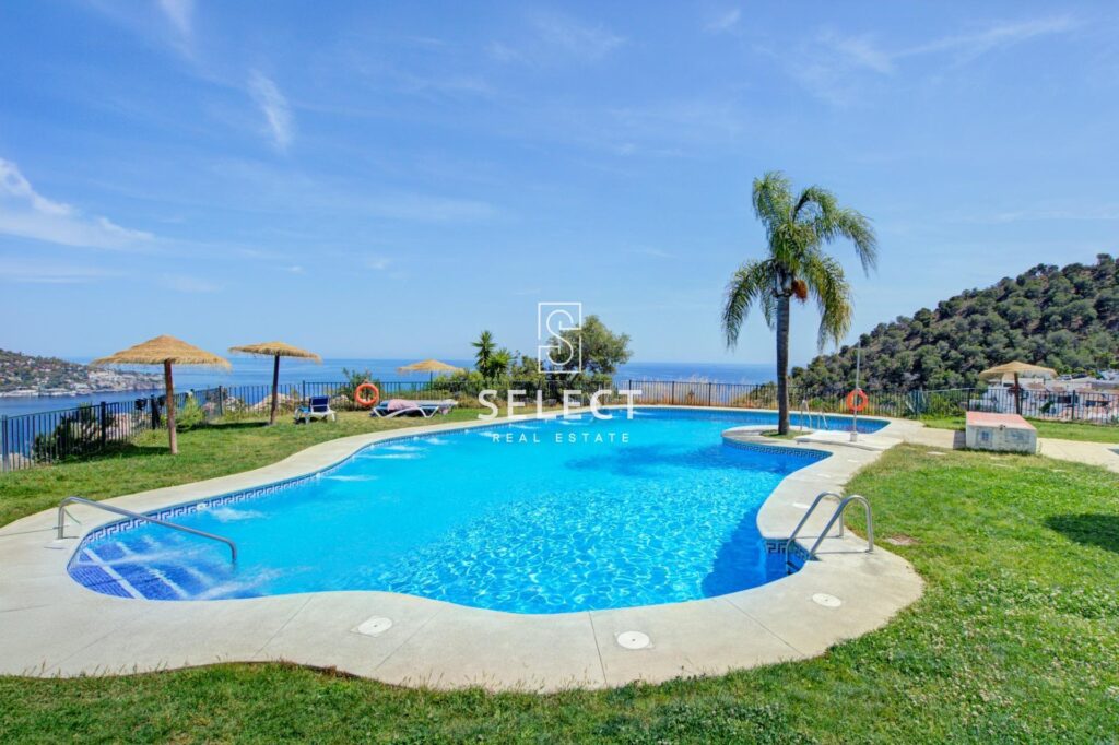 IS825 – Semi-detached house – La Herradura – Los Cármenes – Cerro Gordo