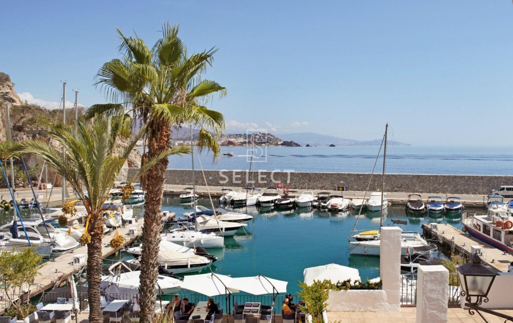 Terraced house - La Herradura - Marina del este