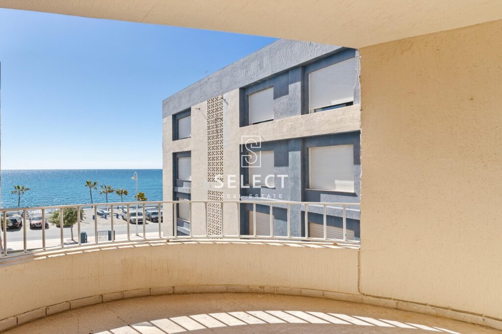 IS814 – Apartment – La Herradura – 1ª línea playa
