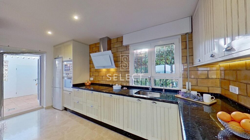 Villa - La Herradura - Punta La Mona