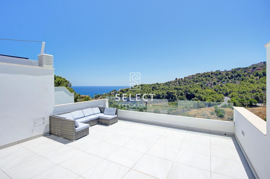 IS831 – House – La Herradura – Urb. San Antonio