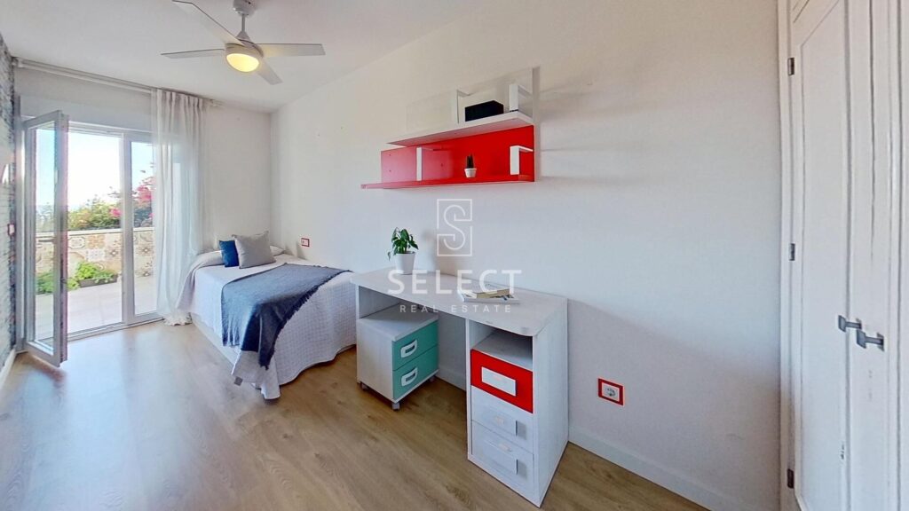 IS800 – Terraced house – La Herradura – Urb. tropicana