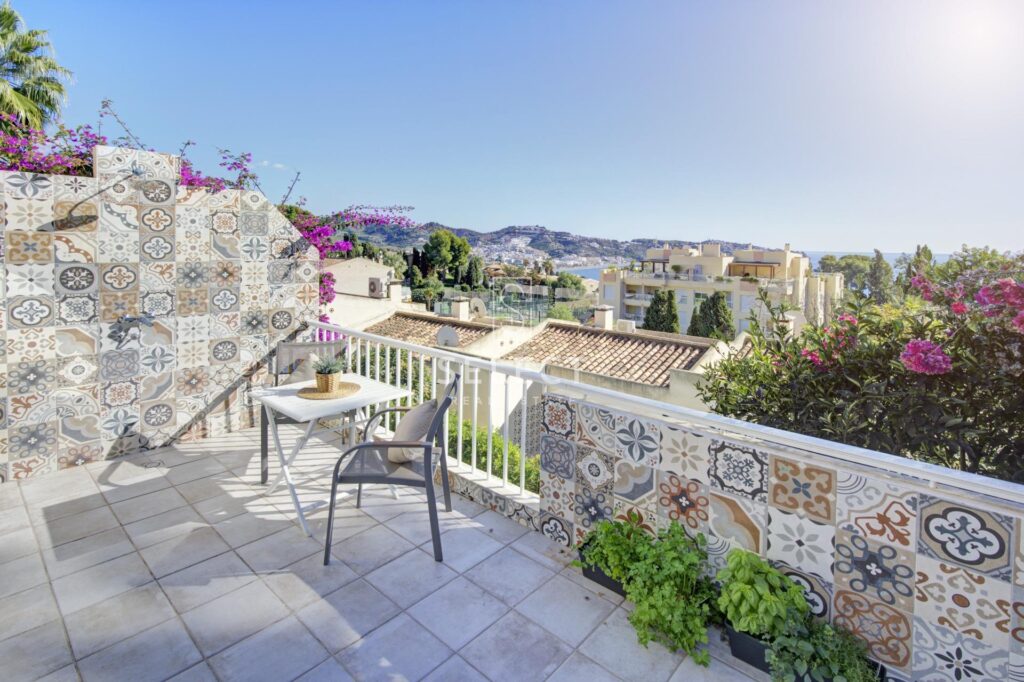IS800 – Terraced house – La Herradura – Urb. tropicana