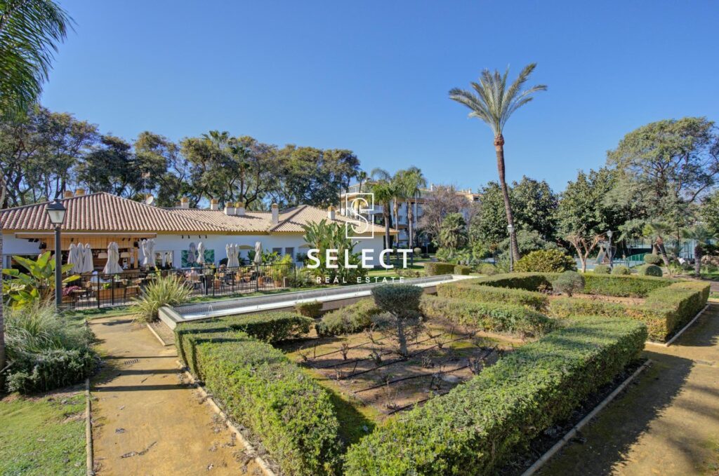 IS804 – Apartment – Marbella – Puerto Banus