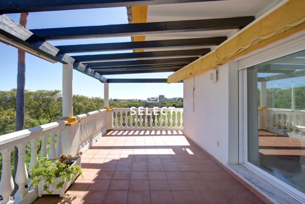 IS804 – Apartment – Marbella – Puerto Banus