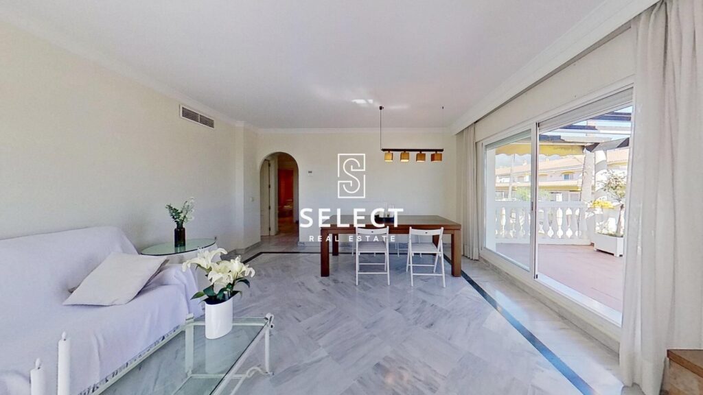 IS804 – Apartment – Marbella – Puerto Banus