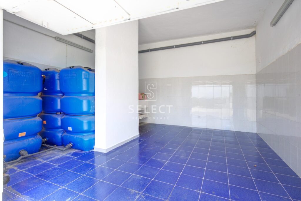 Plaza de Parking - Villa - Almuñecar - Velilla - Velilla Taramay