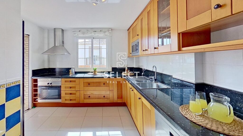 Terraced house - La Herradura - Marina del este