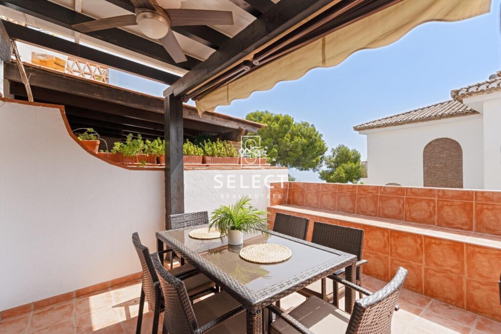 Terraced house - La Herradura - Marina del este