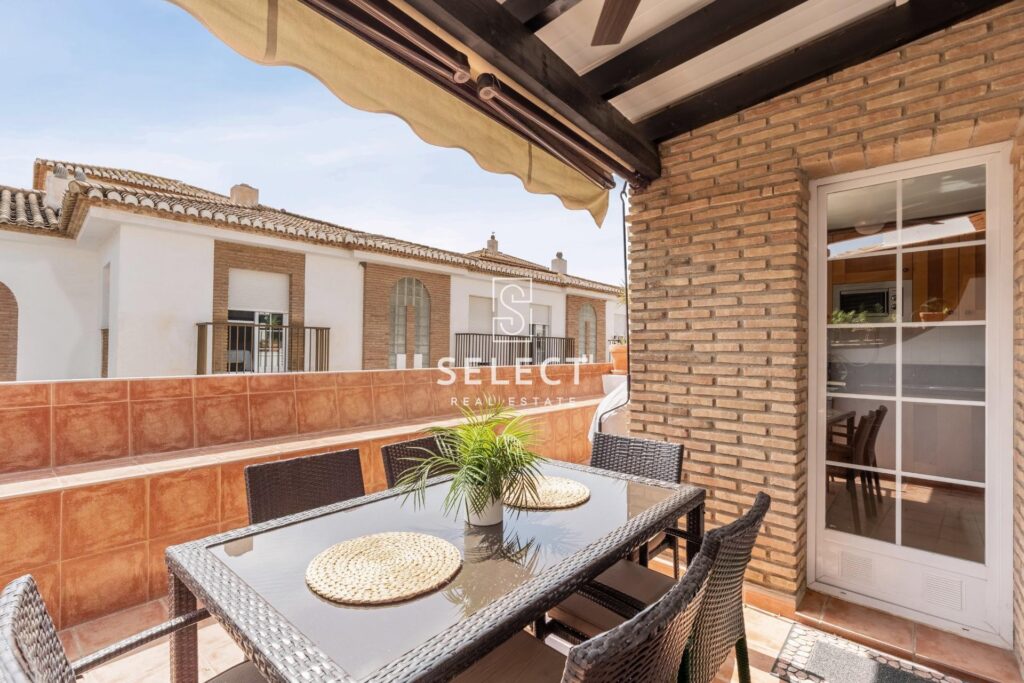 Terraced house - La Herradura - Marina del este