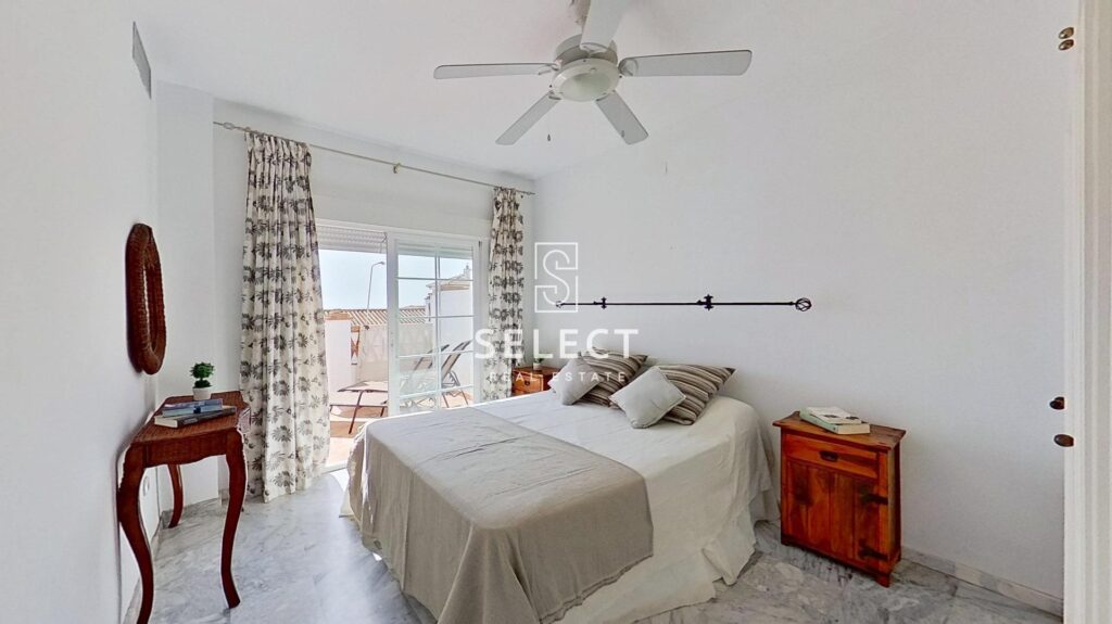 Terraced house - La Herradura - Marina del este