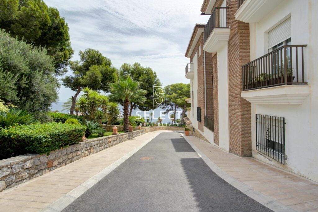 Terraced house - La Herradura - Marina del este